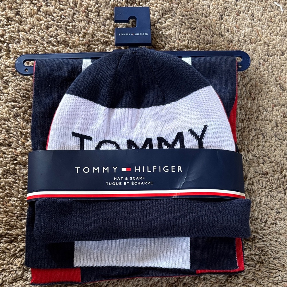 Tommy Hilfiger Men's Black, White, and Red Hat & Scarf Set